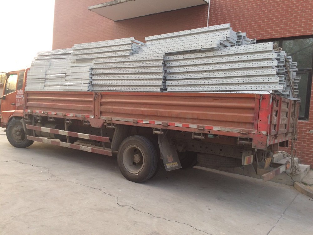 北京塑料托盘德信益生产现场